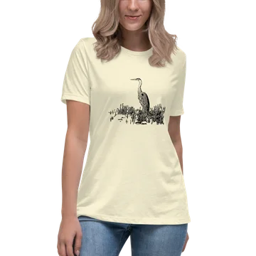 lone great blue heron women's relaxed t-shirt