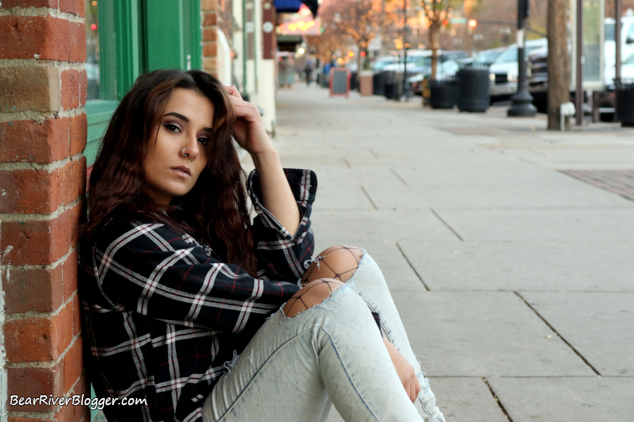 outdoor portrait photo session on the sidewalk